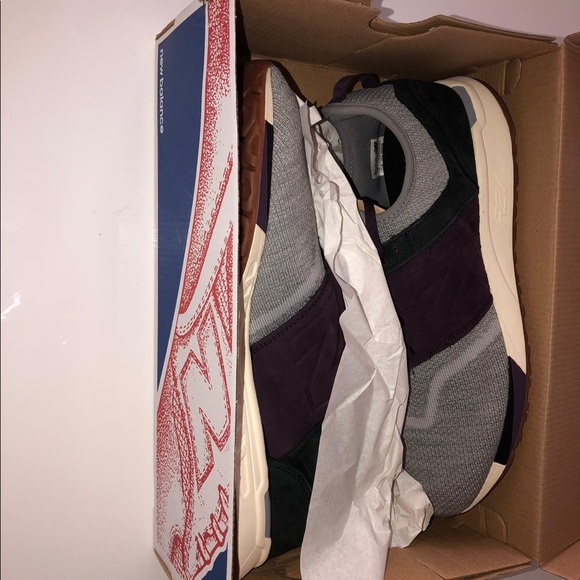 NWB - New Balance 247 - Picture 6 of 7